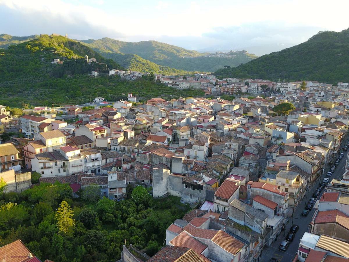 Casa Catena Франкавиля ди Сицилия Екстериор снимка